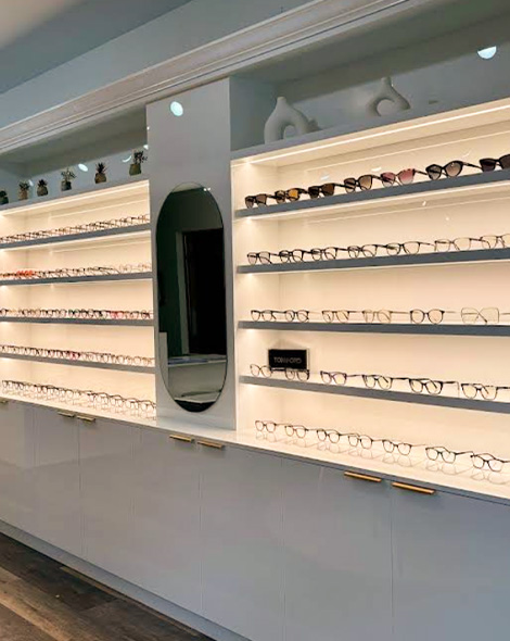 glasses display
